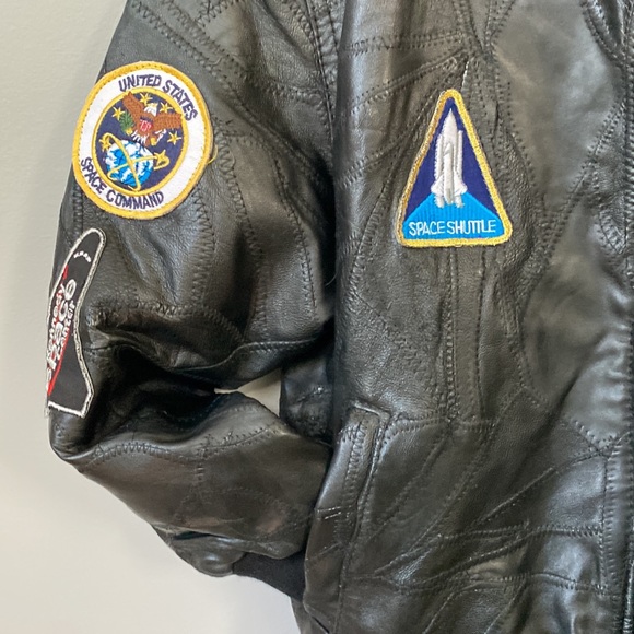 Vintage NASA Alpha patch leather bomber jacket - Picture 4 of 9